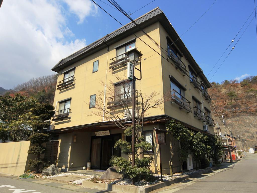 Asahi Club Hotel Chikuma Esterno foto