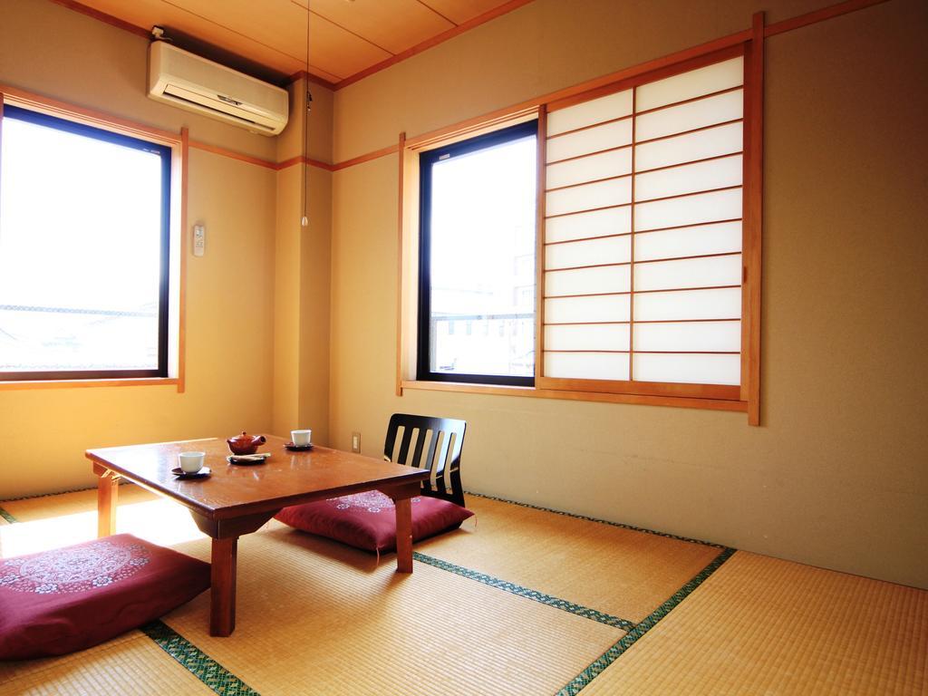 Asahi Club Hotel Chikuma Esterno foto