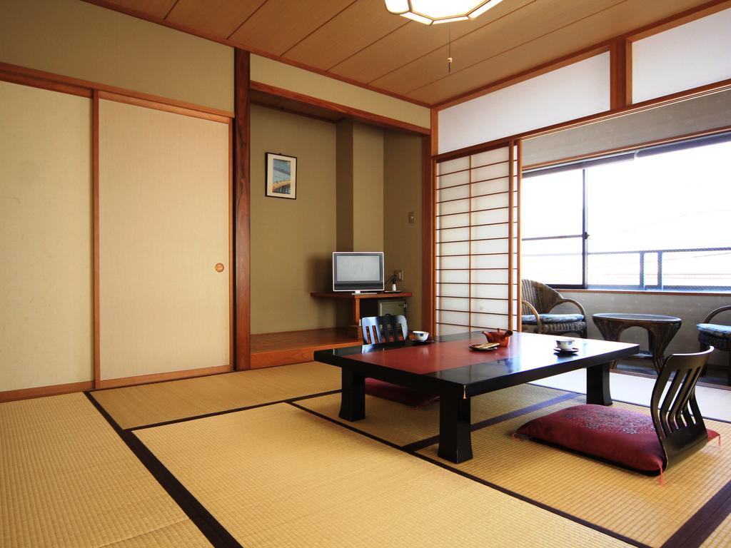 Asahi Club Hotel Chikuma Esterno foto